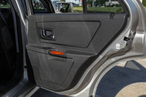 2004 Cadillac SRX