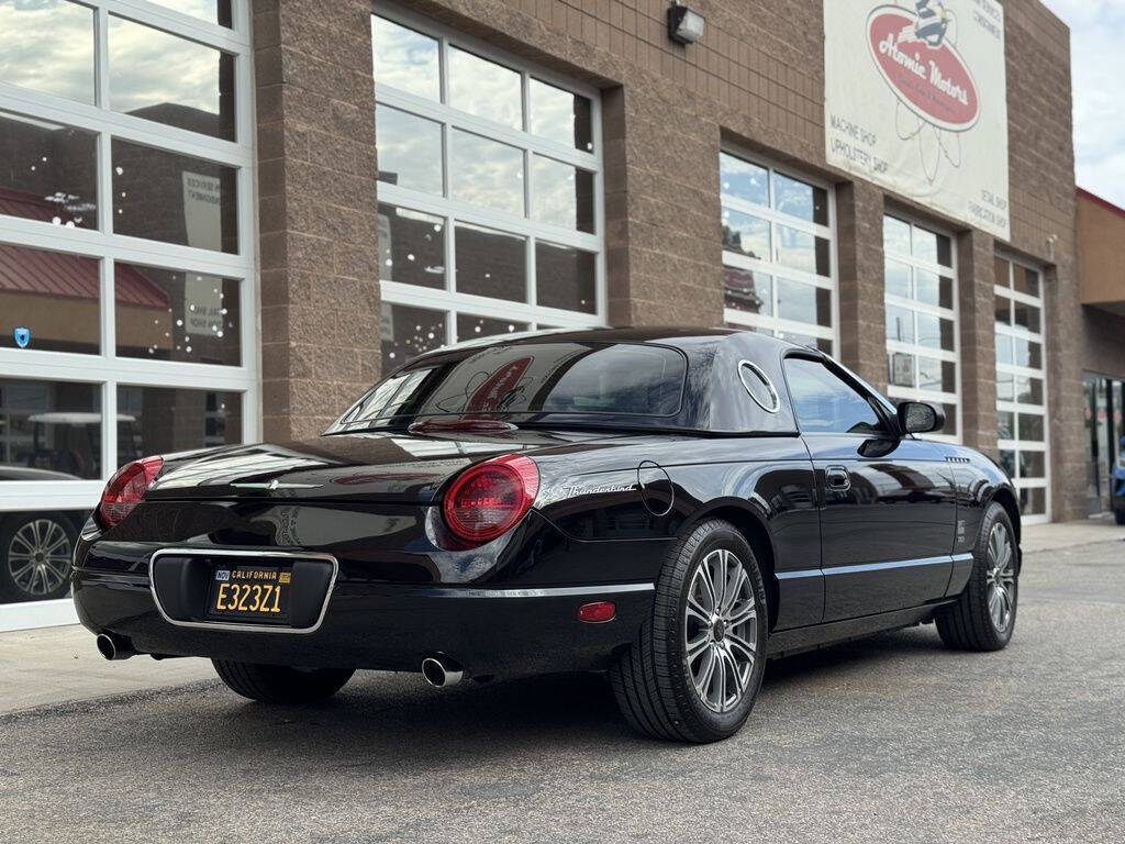 2002 Ford Thunderbird 3