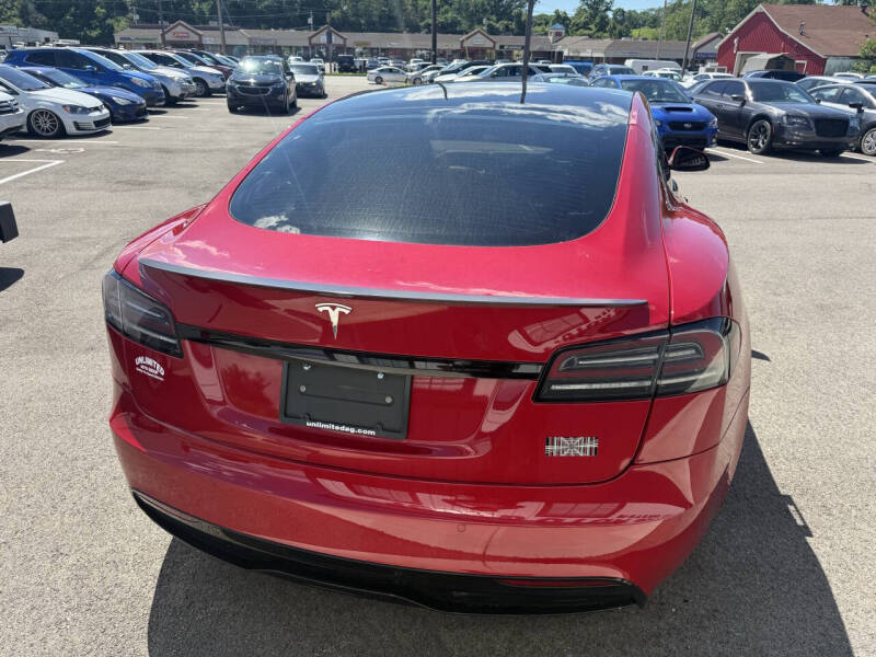 2022 Tesla Model S Plaid