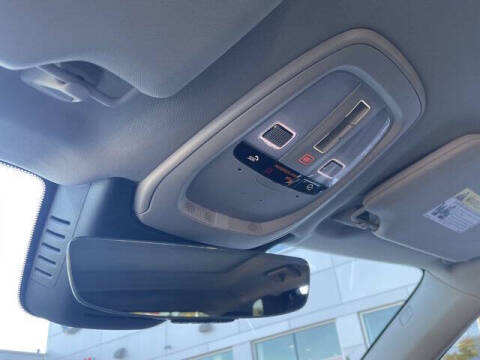 2025 Volvo XC90 B5 Core Bright Theme