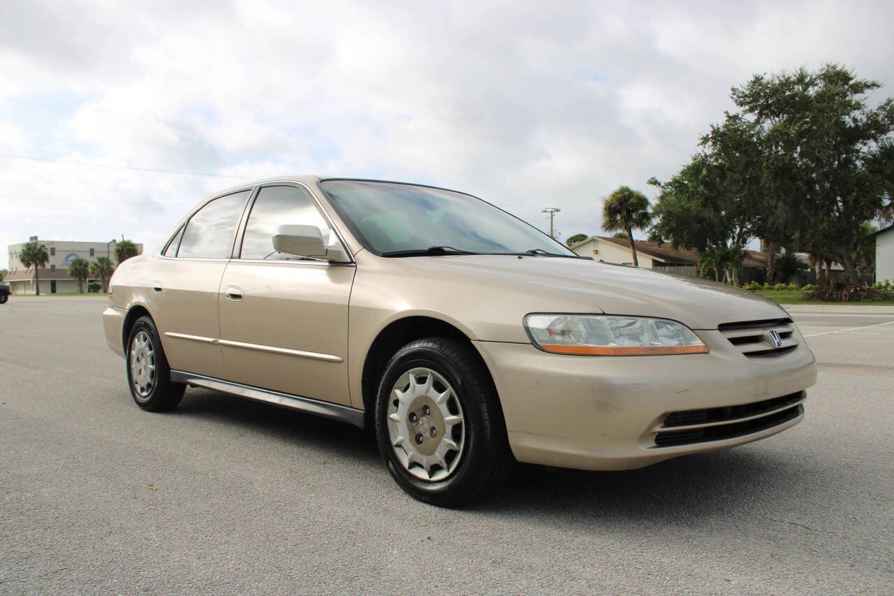 2001-honda-accord-lx-4dr-sedan.jpg