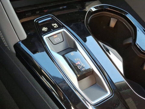 2025 Audi Q5 quattro Premium Plus TFSI