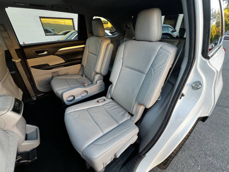 2017 Toyota Highlander XLE