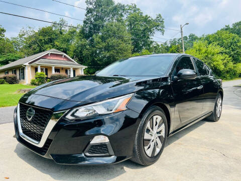 2019 Nissan Altima for sale at Cobb Luxury Cars in Marietta GA