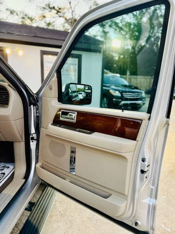 2014 Lincoln Navigator