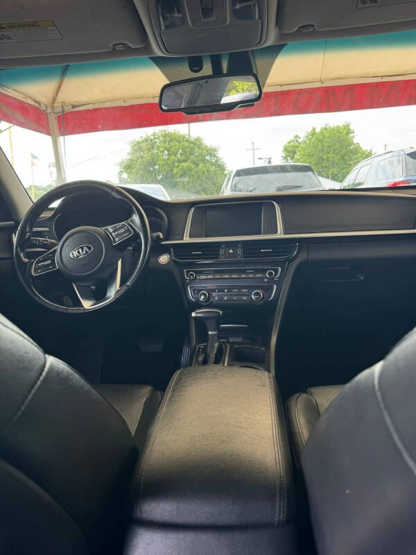 2019 Kia Optima EX
