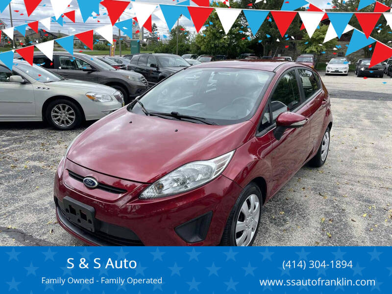 2013 Ford Fiesta SE