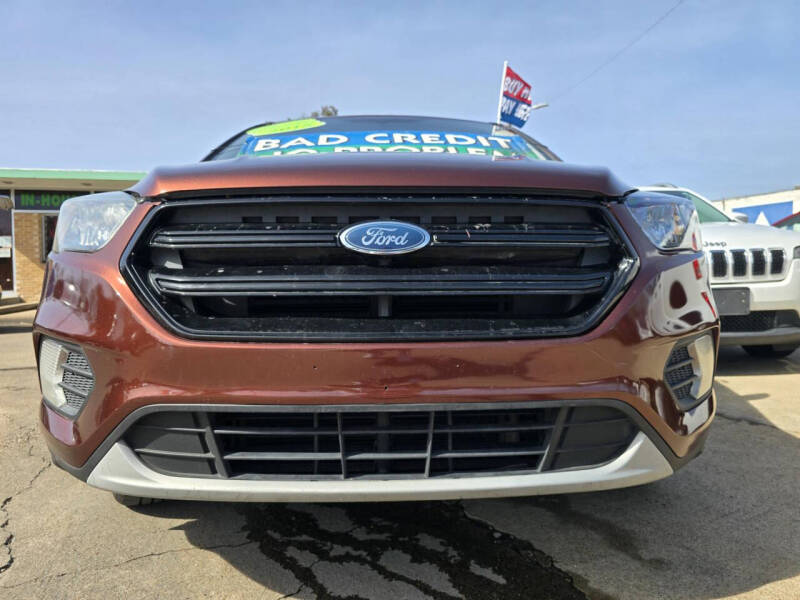 2018 Ford Escape S