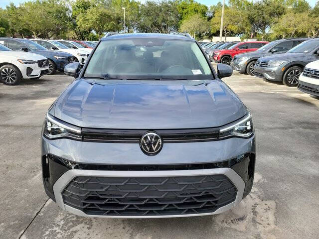 2025 Volkswagen Taos SE