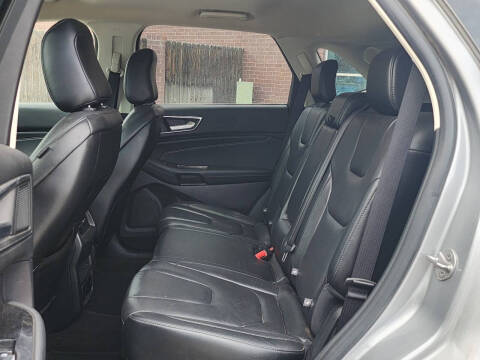 2020 Ford Edge Titanium