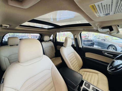 2022 Ford Edge SEL