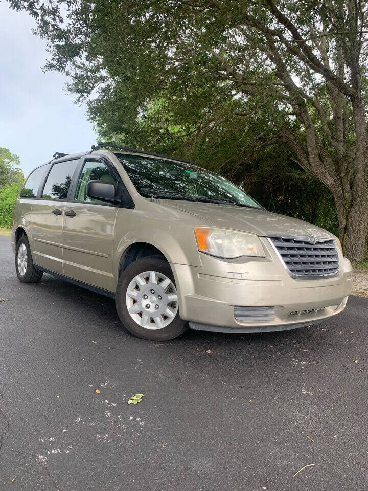 2008 Chrysler Town and Country For Sale