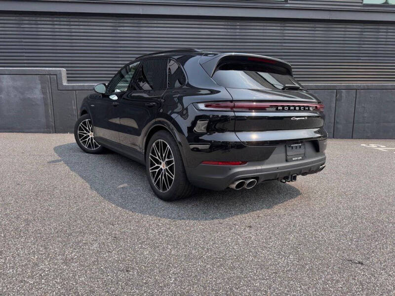 2026 Porsche Cayenne S E-Hybrid