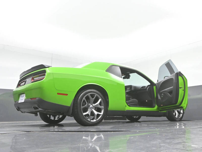 2017 Dodge Challenger SXT