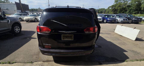 2017 Chrysler Pacifica Touring Plus