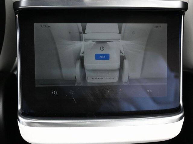 2022 Tesla Model X Plaid