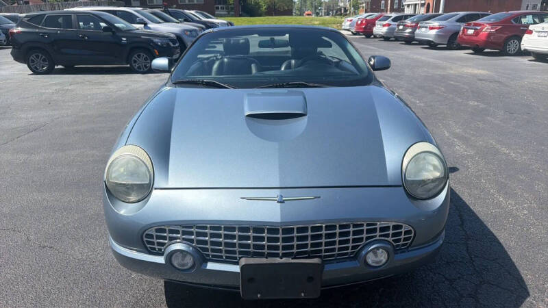 2005 Ford Thunderbird Deluxe