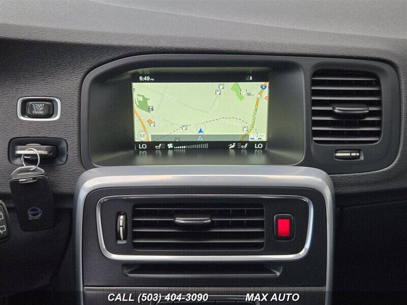 2016 Volvo V60 Cross Country T5