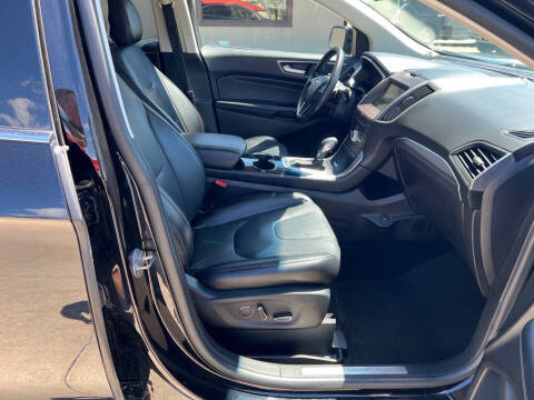 2017 Ford Edge Titanium