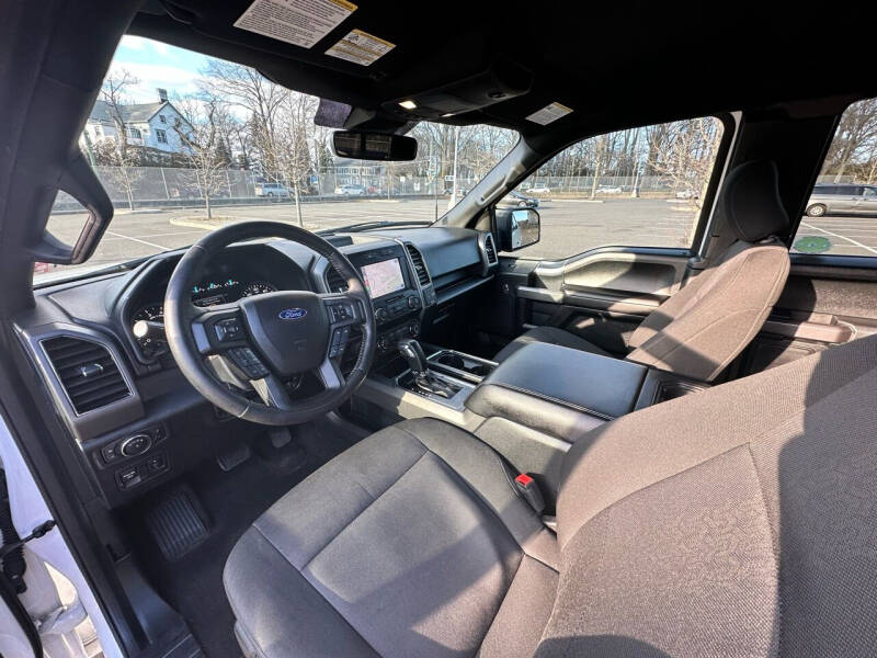 2019 Ford F-150 null photo 17