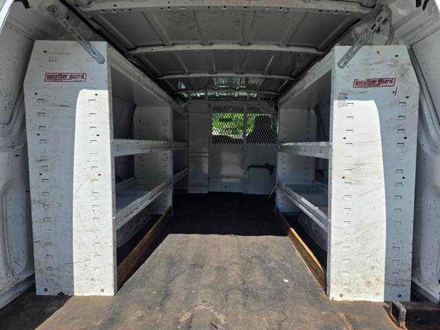 2011 Ford E-Series E-350 SD