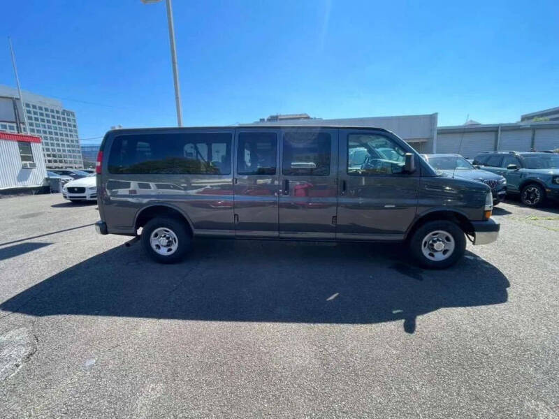 2016 Chevrolet Express LT 3500