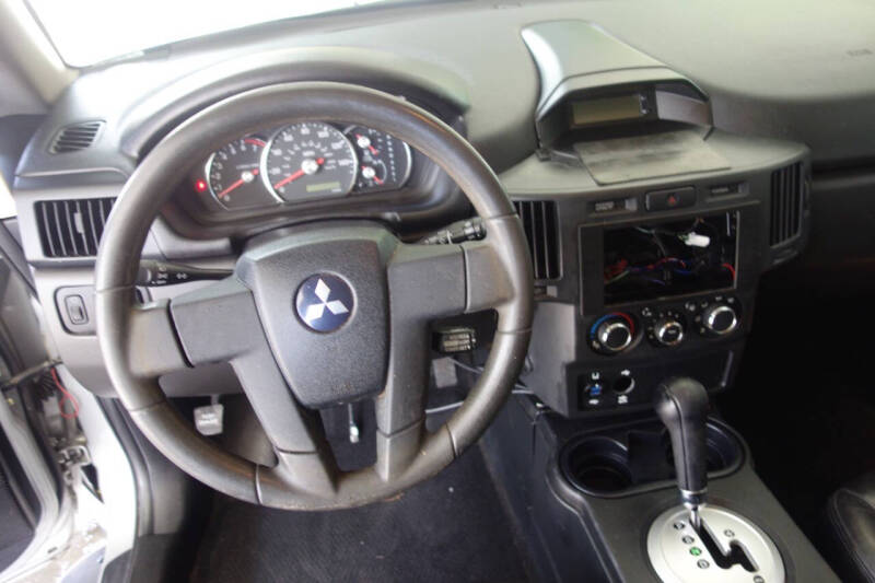 2008 Mitsubishi Endeavor LS