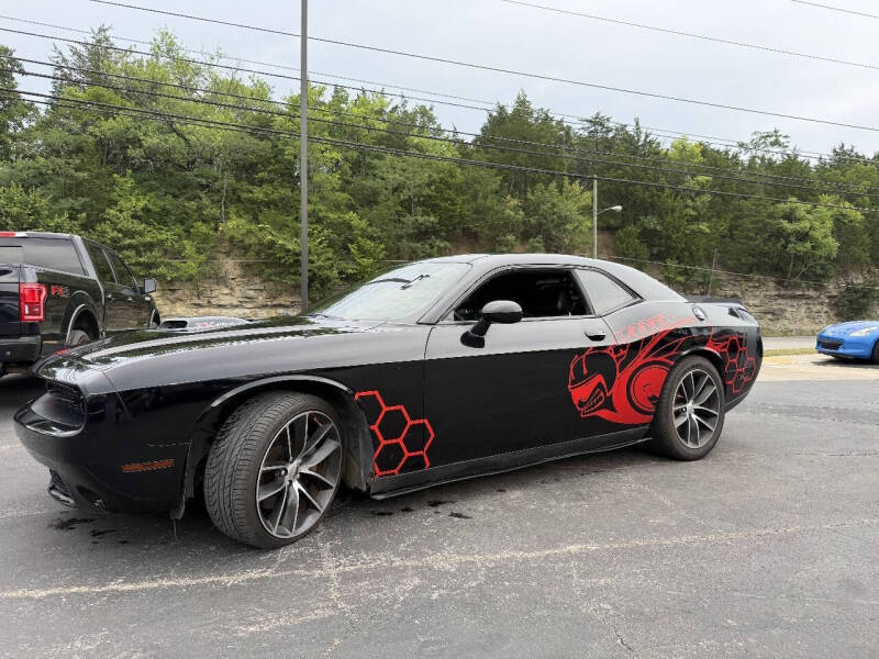 2016 Dodge Challenger 392 HEMI Scat Pack Shaker