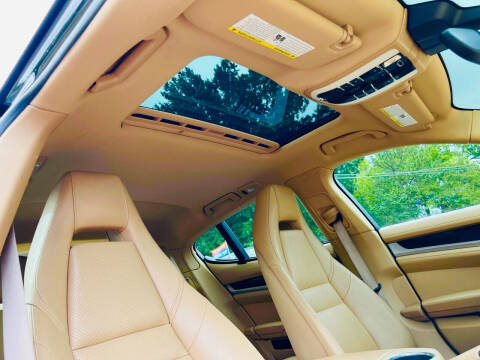 2011 Porsche Panamera