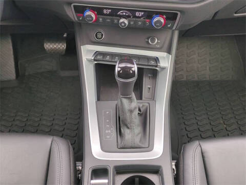 2021 Audi Q3 quattro S line Premium 45 TFSI