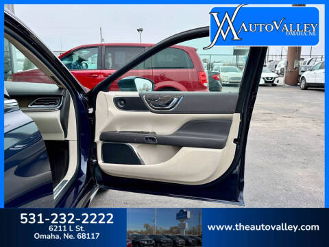 2017 Lincoln Continental Select