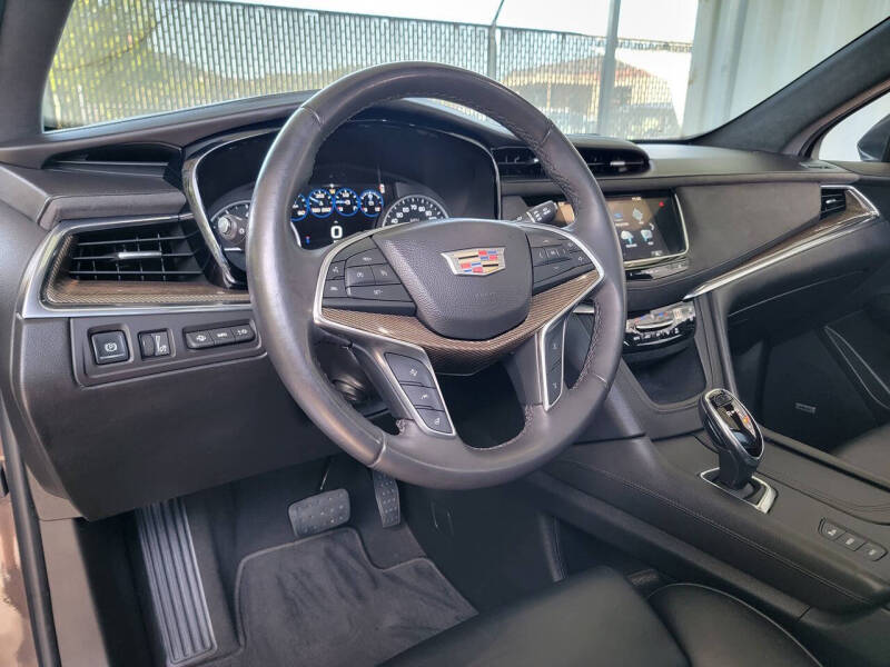 2017 Cadillac XT5 Platinum