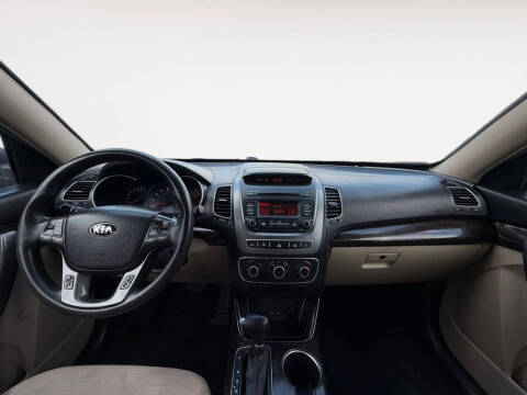 2014 Kia Sorento LX