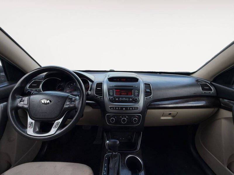 2014 Kia Sorento LX