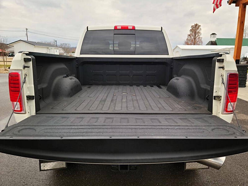 2017 RAM 3500 Laramie