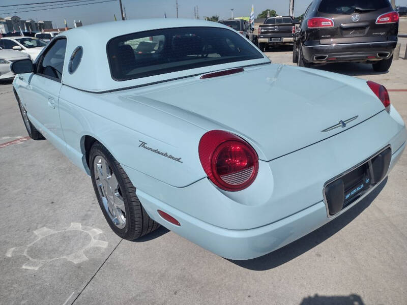 2003 Ford Thunderbird