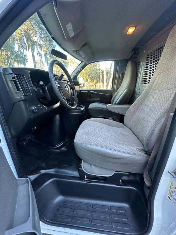 2015 GMC Savana 2500