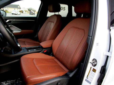 2021 Audi Q3 quattro S line Premium 45 TFSI