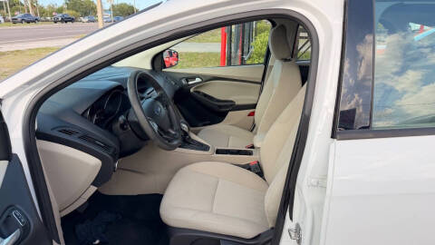 2017 Ford Focus SE
