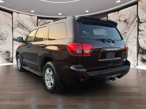 2015 Toyota Sequoia SR5