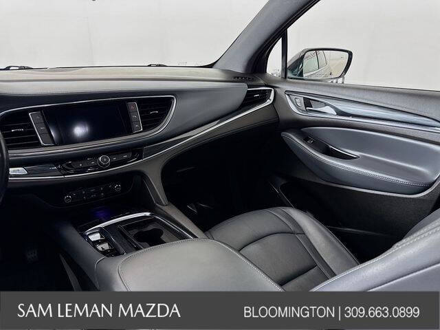 2022 Buick Enclave Essence