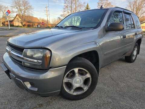 2007 Chevrolet TrailBlazer for sale at Car Castle in Zion IL