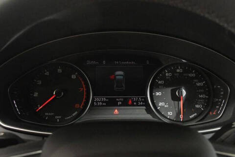 2023 Audi Q5 quattro Premium 40 TFSI