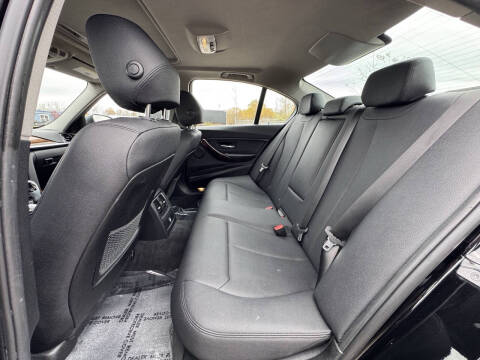 2018 BMW 3 Series 320i xDrive