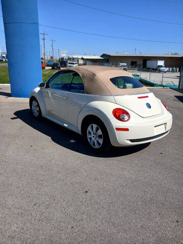 2009 Volkswagen New Beetle Convertible