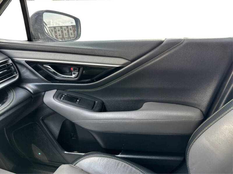 2021 Subaru Outback Onyx Edition XT