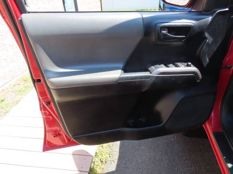 2017 Toyota Tacoma SR5 V6