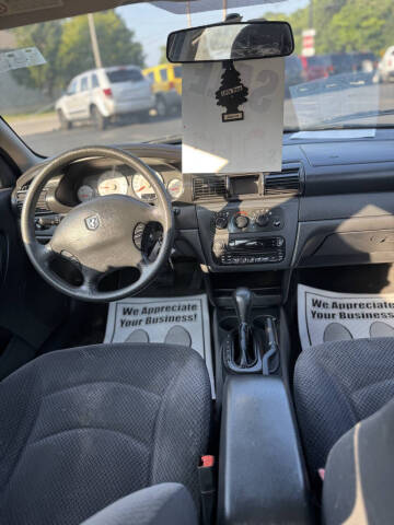2005 Dodge Stratus SXT