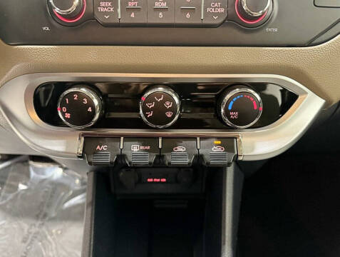 2015 Kia Rio 5-Door LX