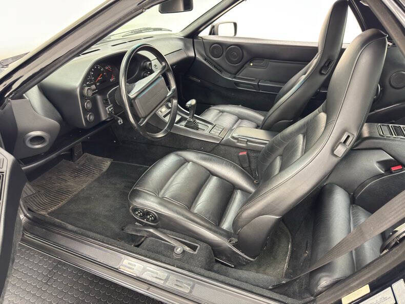 1989 Porsche 928 S4